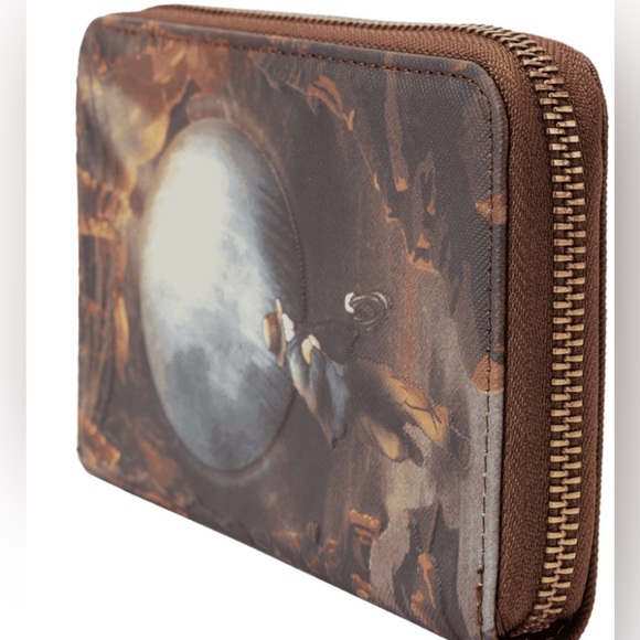 NWT Loungefly Indiana Jones Raiders of the lost ark zip around walllet - Picture 2 of 5